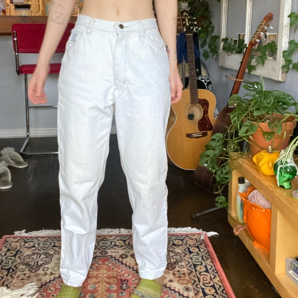 VINTAGE LIGHTWASH SUPER HIGH WAIST WRANGLER JEANS 🩵🩵 - Picture 3 of 8